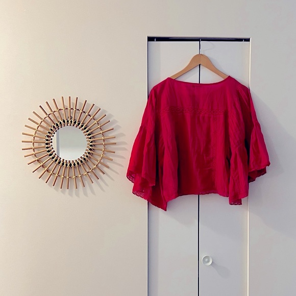 Cotton Blouse with Flowy Sleeves - Picture 2 of 5